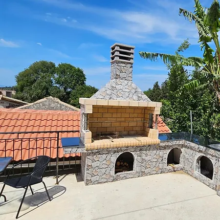 Chrysa Appartement *